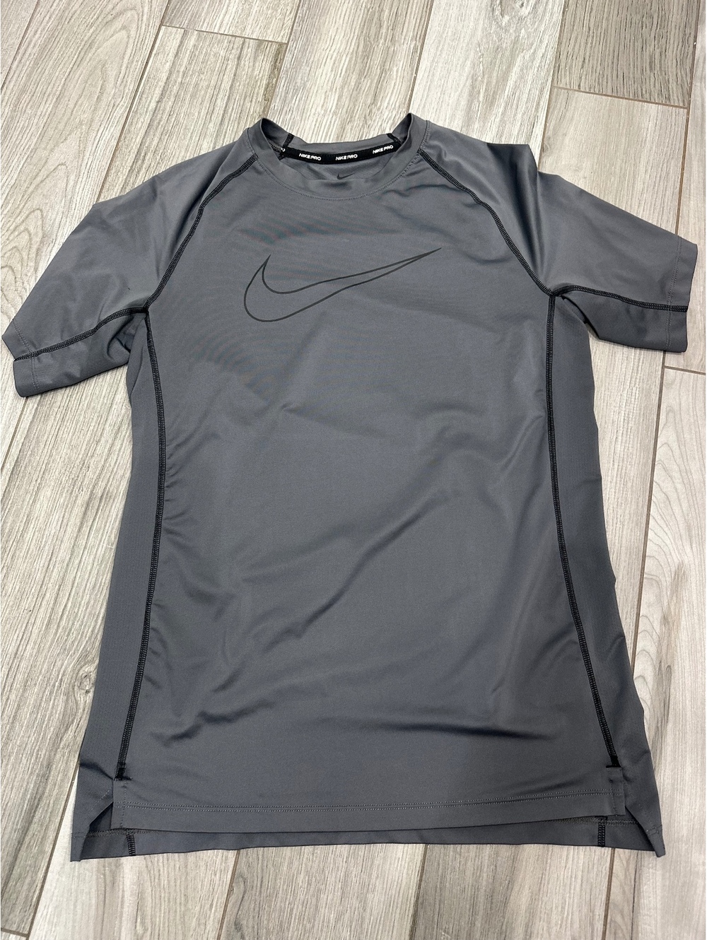 Nike Pro Dri-FIT Slim Fit T-Shirt Medium Gray